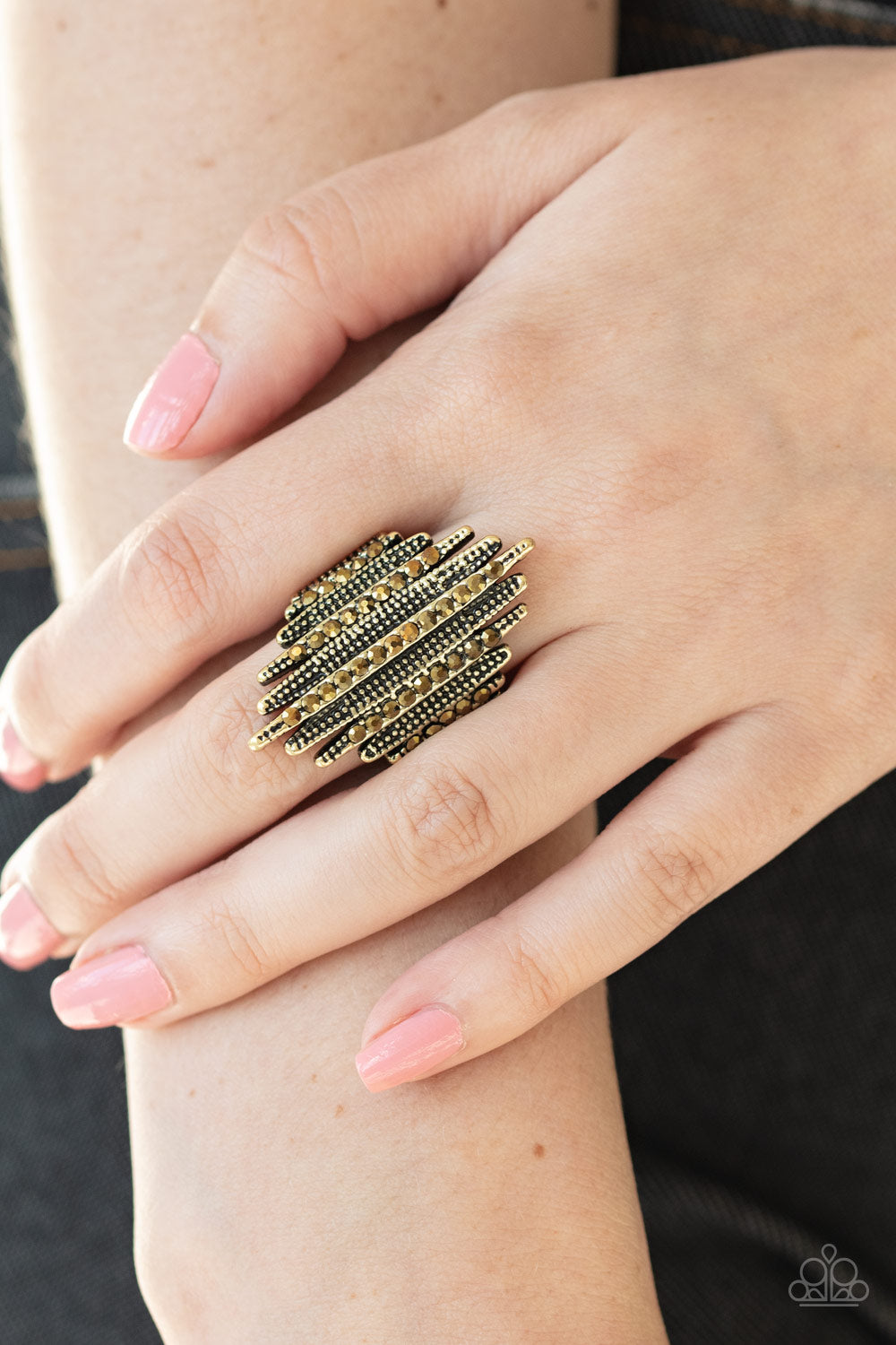 Paparazzi Shocking Sparkle - Brass