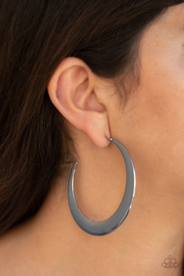 Paparazzi Moon Beam Black Earrings