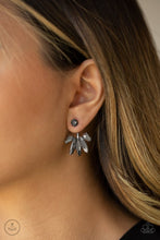 Load image into Gallery viewer, Paparazzi Stunningly Striking Black Earrings
